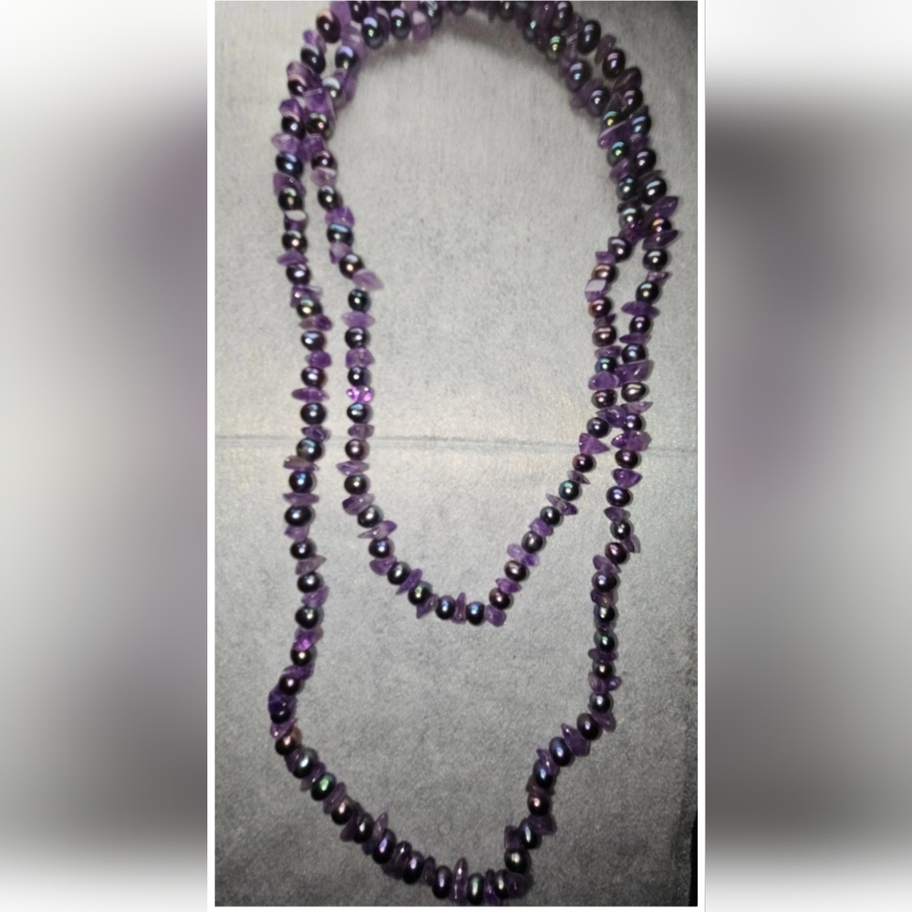 Vintage Purple Amethyst Chip and Black Pearl Strand Necklace
